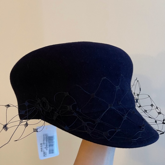 SOLD!!! Dior felt hat - Picture 4 of 12